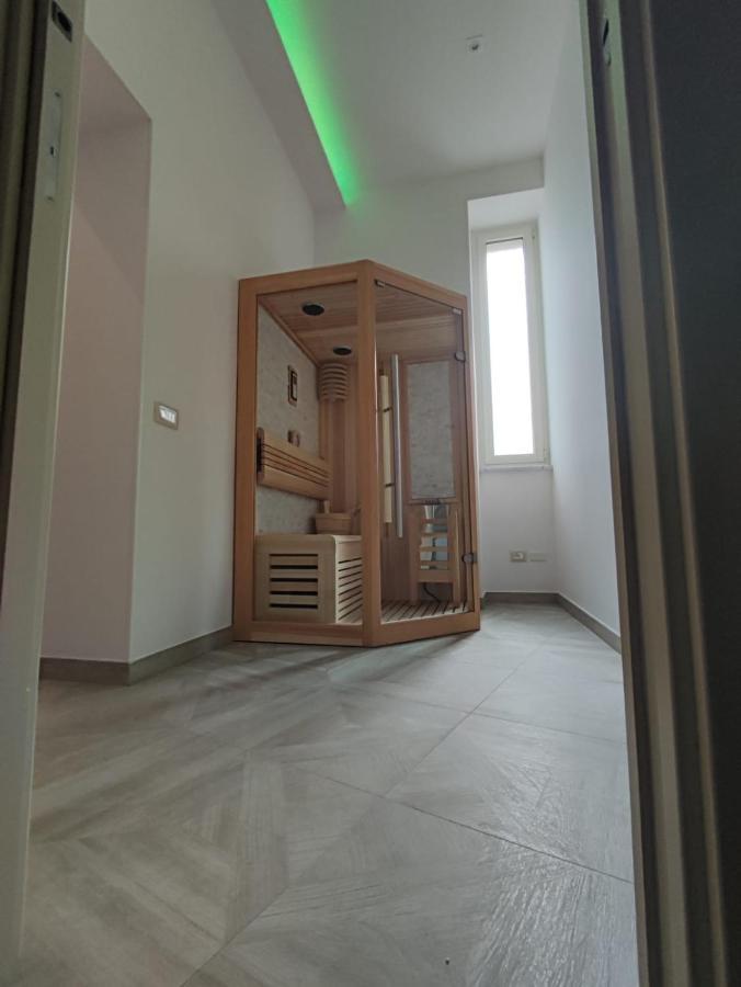 Twin Towers Naples Luxury Panzió Kültér fotó