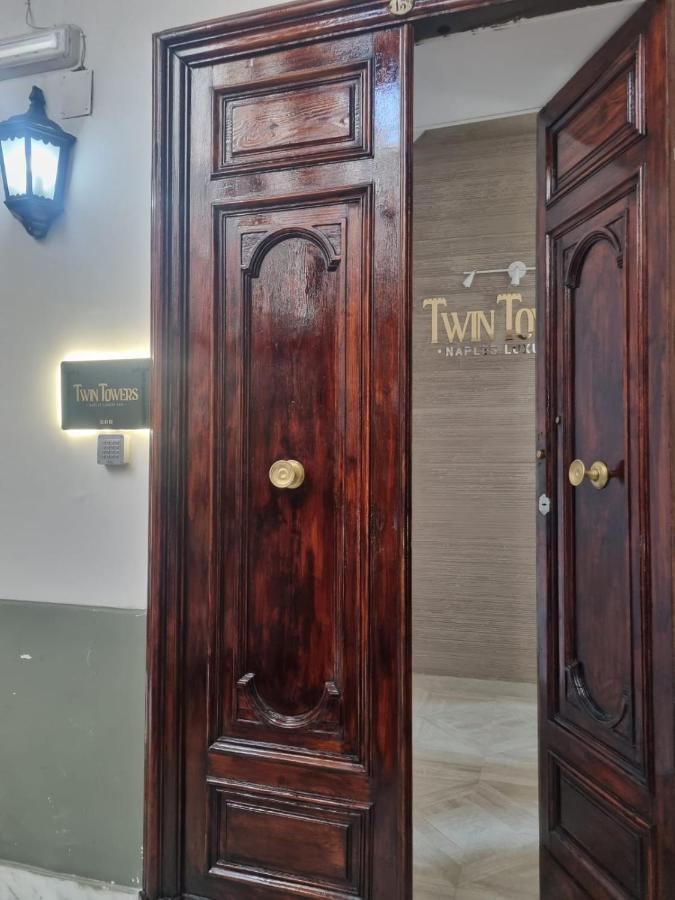 Twin Towers Naples Luxury Panzió Kültér fotó